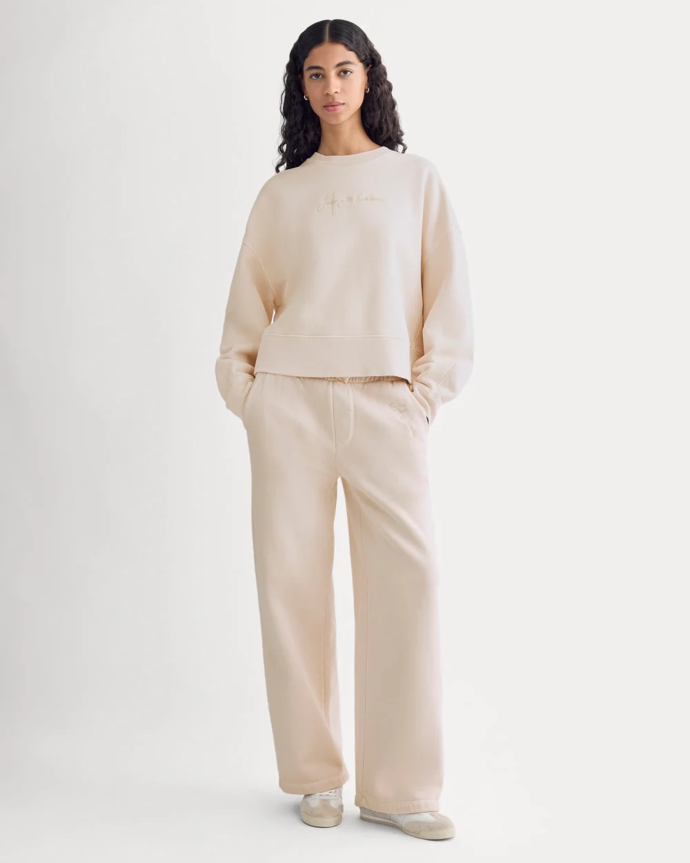 Everlane x The Laufey Foundation Cropped Sweatshirt | Pale Peony - Image 3