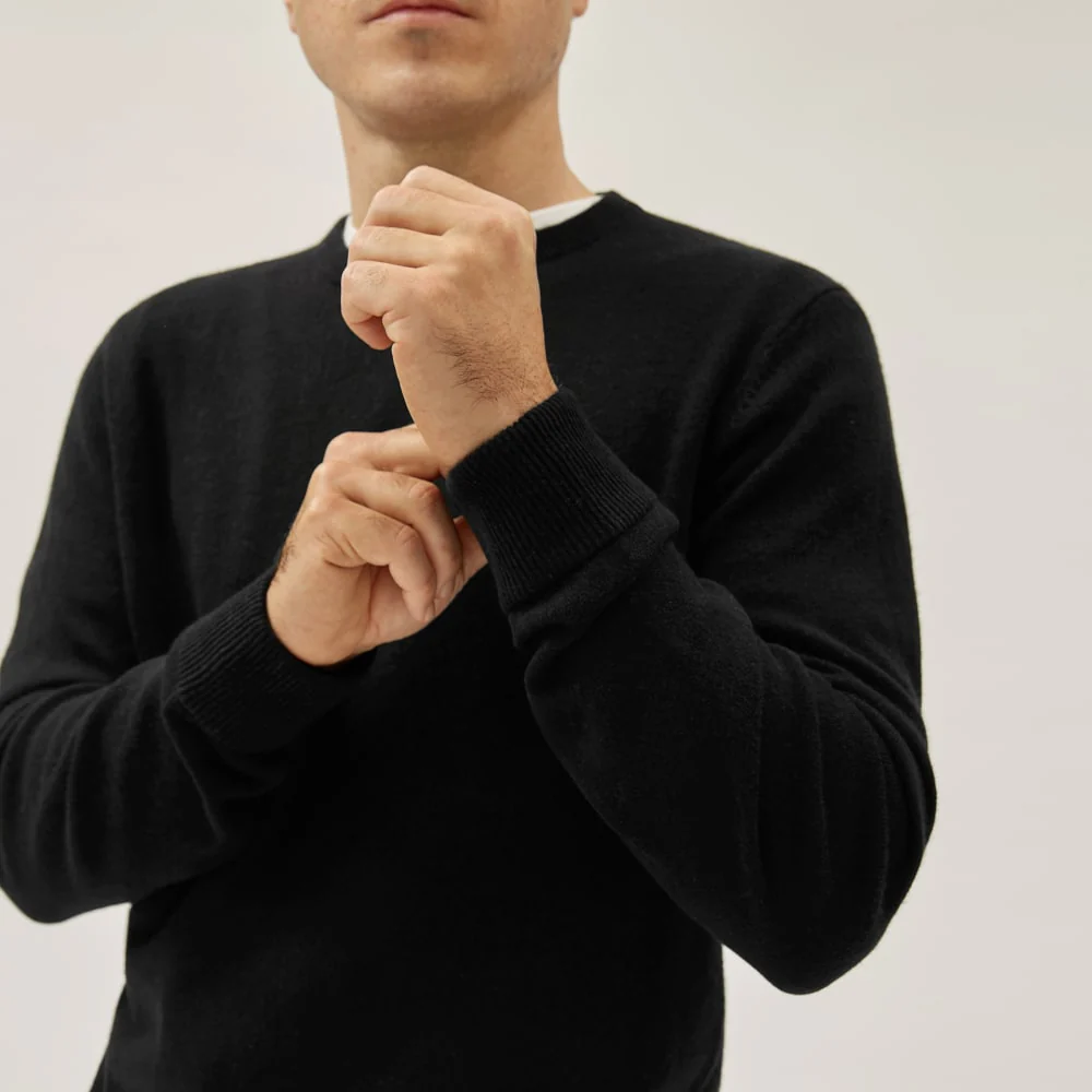 The Grade-A Cashmere Crew | Black - Image 3