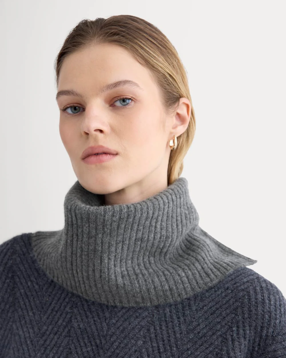 Cashmere Snood | Heather Mid Grey - Image 3