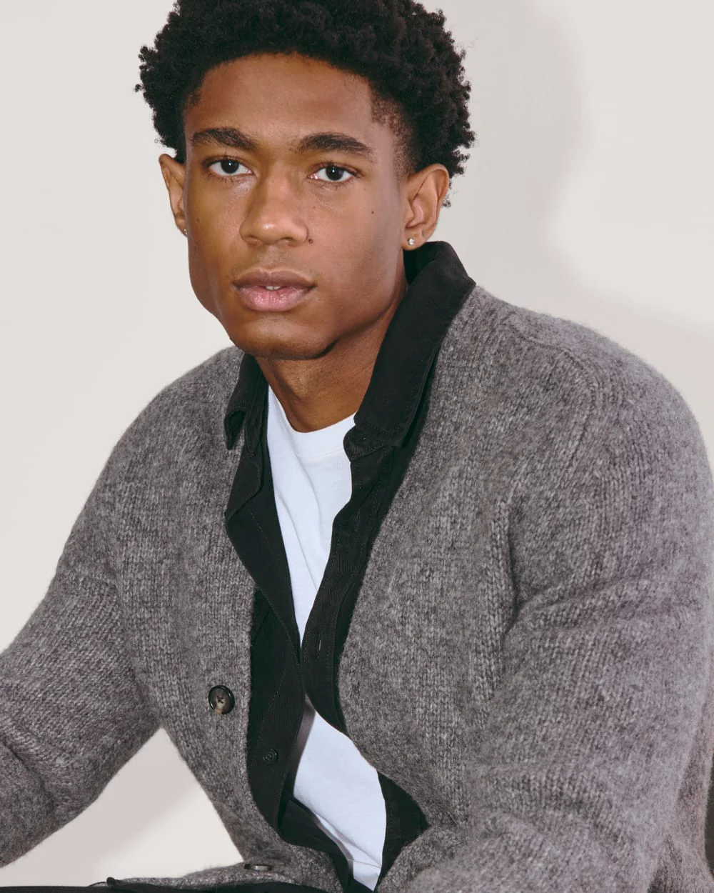 The Cloud Relaxed Cardigan | Heather Charcoal - Image 3
