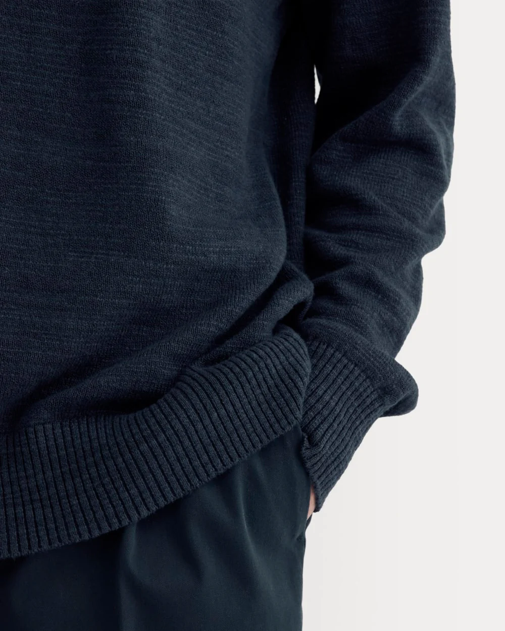 The Cotton Linen Pullover | Navy - Image 4