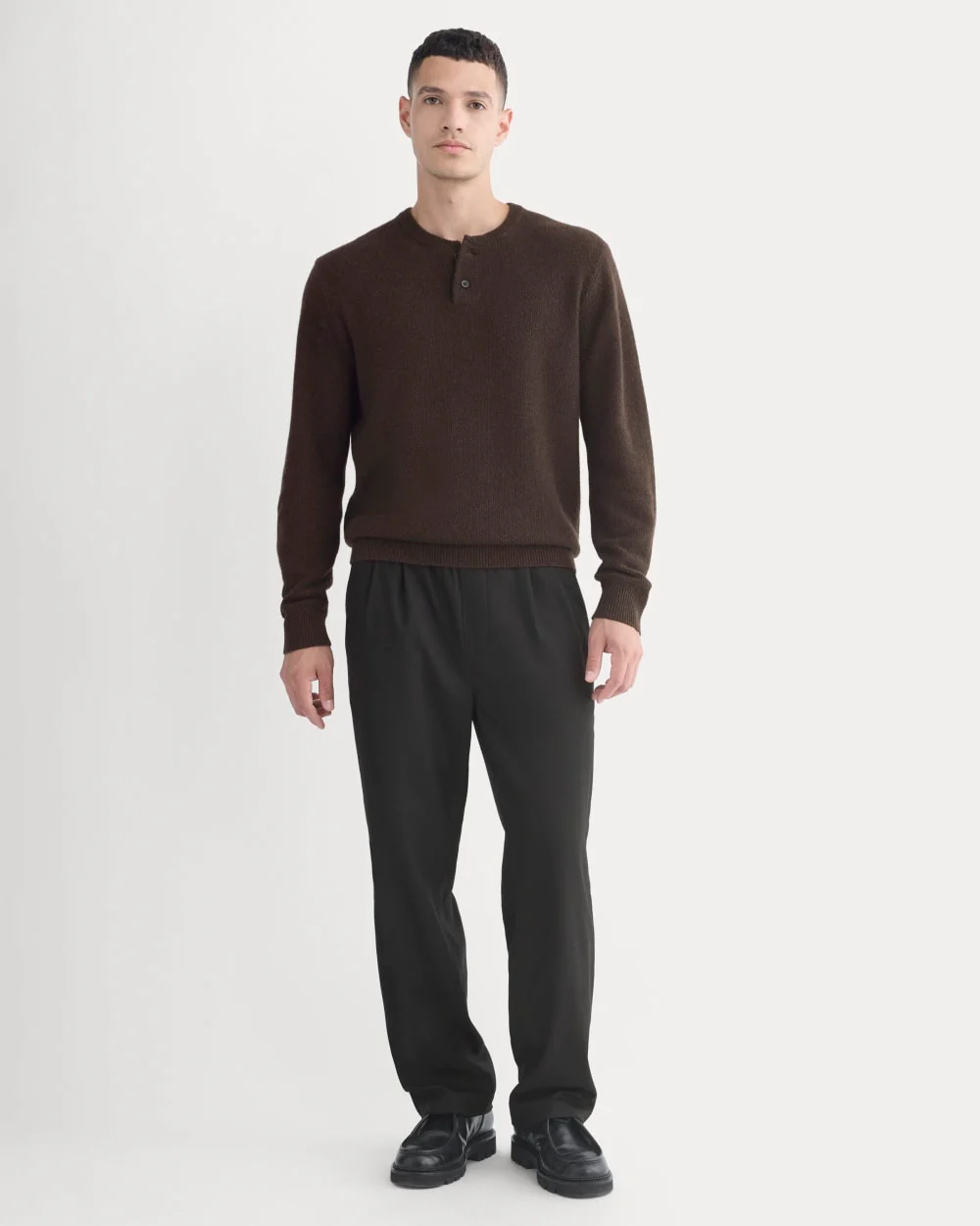 Henley in Wool Cashmere | Americano - Image 3