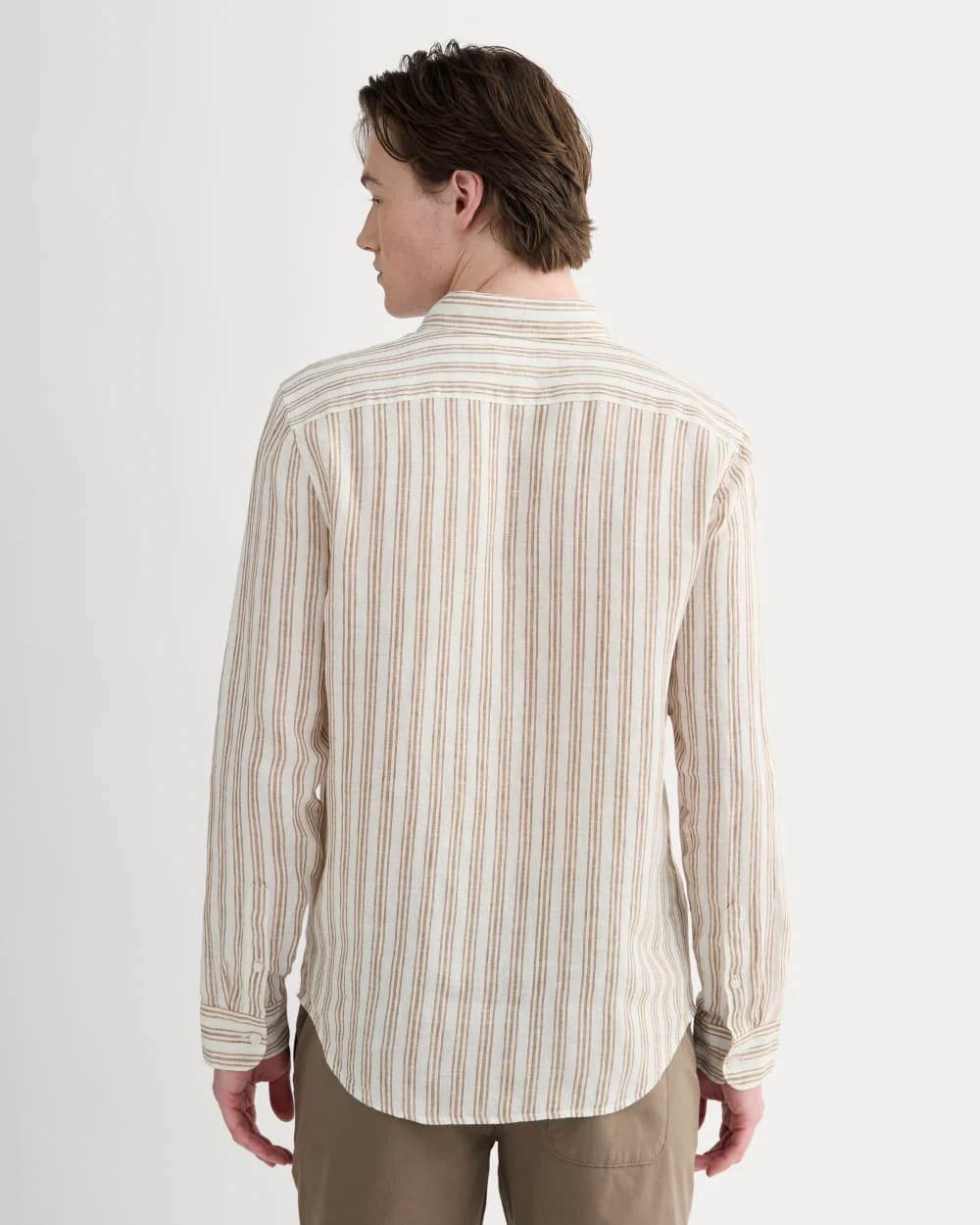 The Classic Shirt in Linen | Bone / Toasted Coconut - Image 5