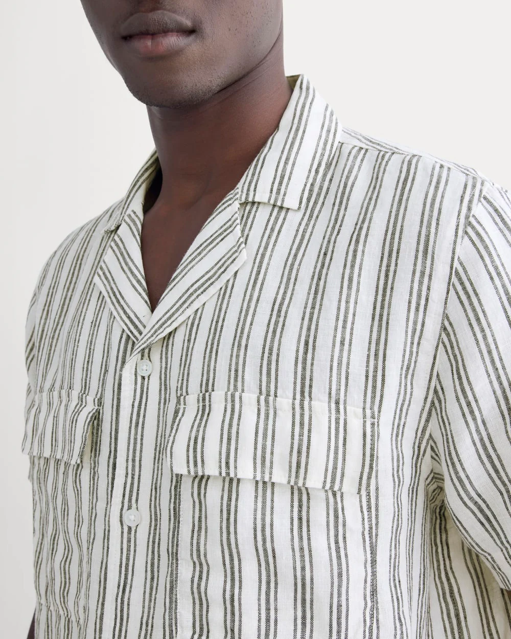 The Resort Shirt in Linen | Bone / Black - Image 4