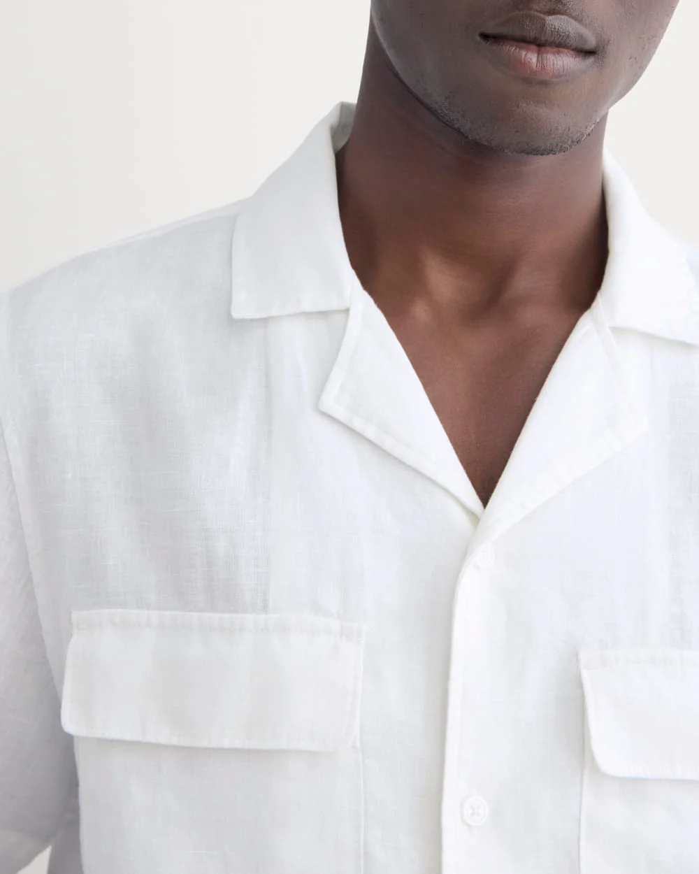 The Resort Shirt in Linen | White - Image 4