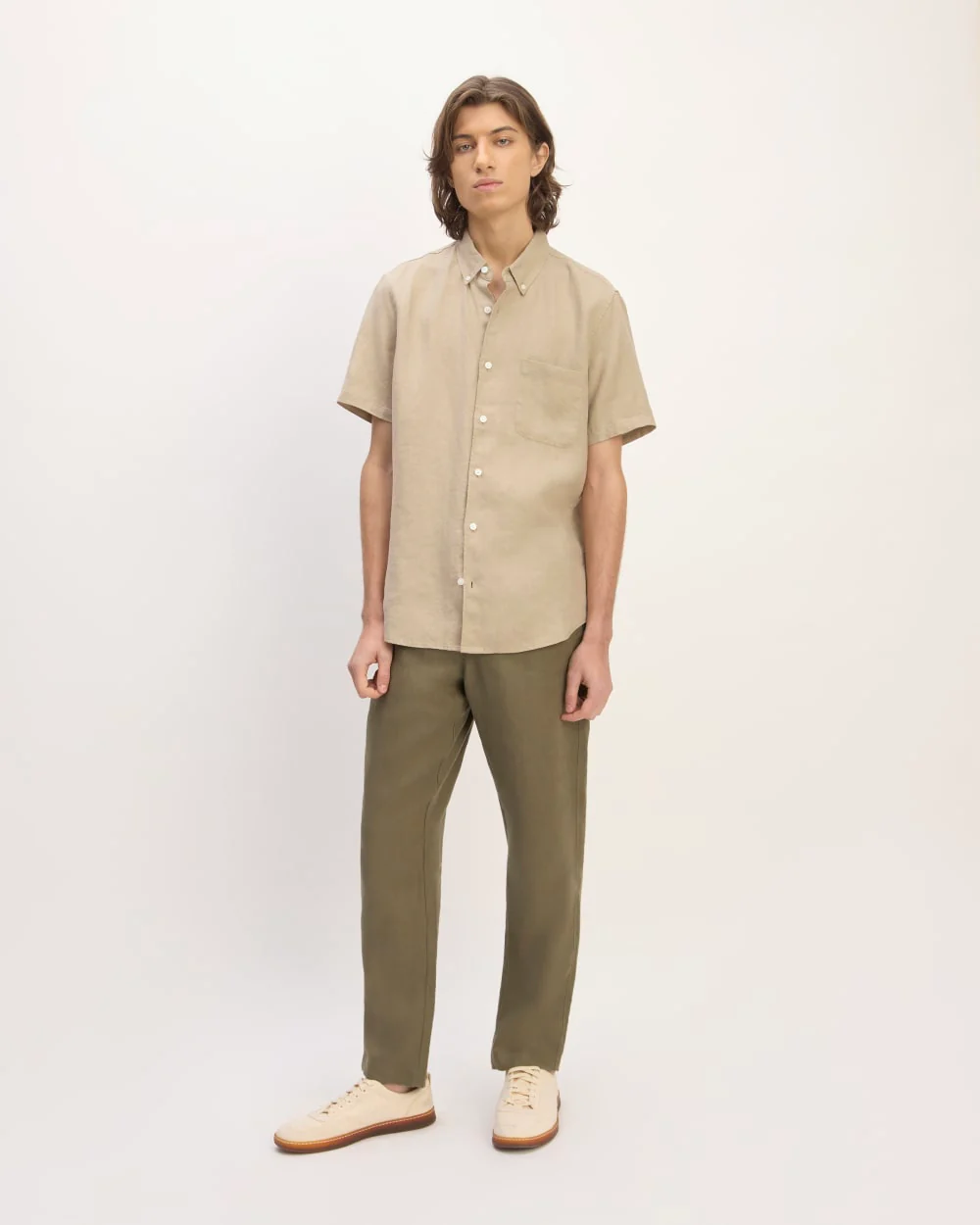 The Classic Short-Sleeve Shirt in Linen | Trench Coat Khaki - Image 3