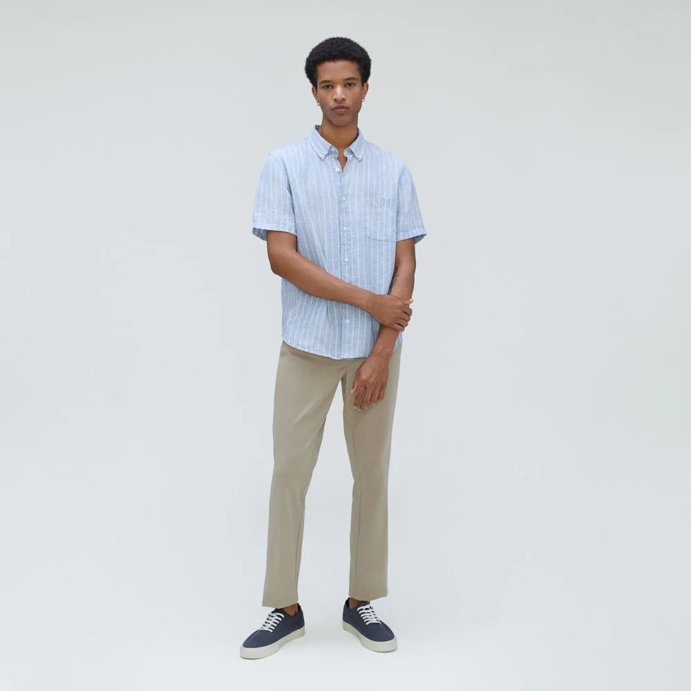 The Classic Short-Sleeve Shirt in Linen | Blue / White - Image 4