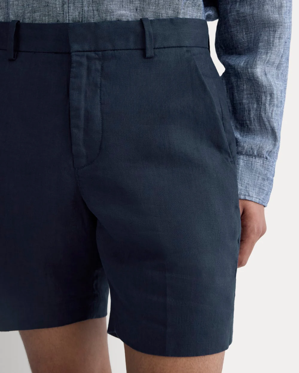 The 7" Linen Trouser Short | Navy - Image 4