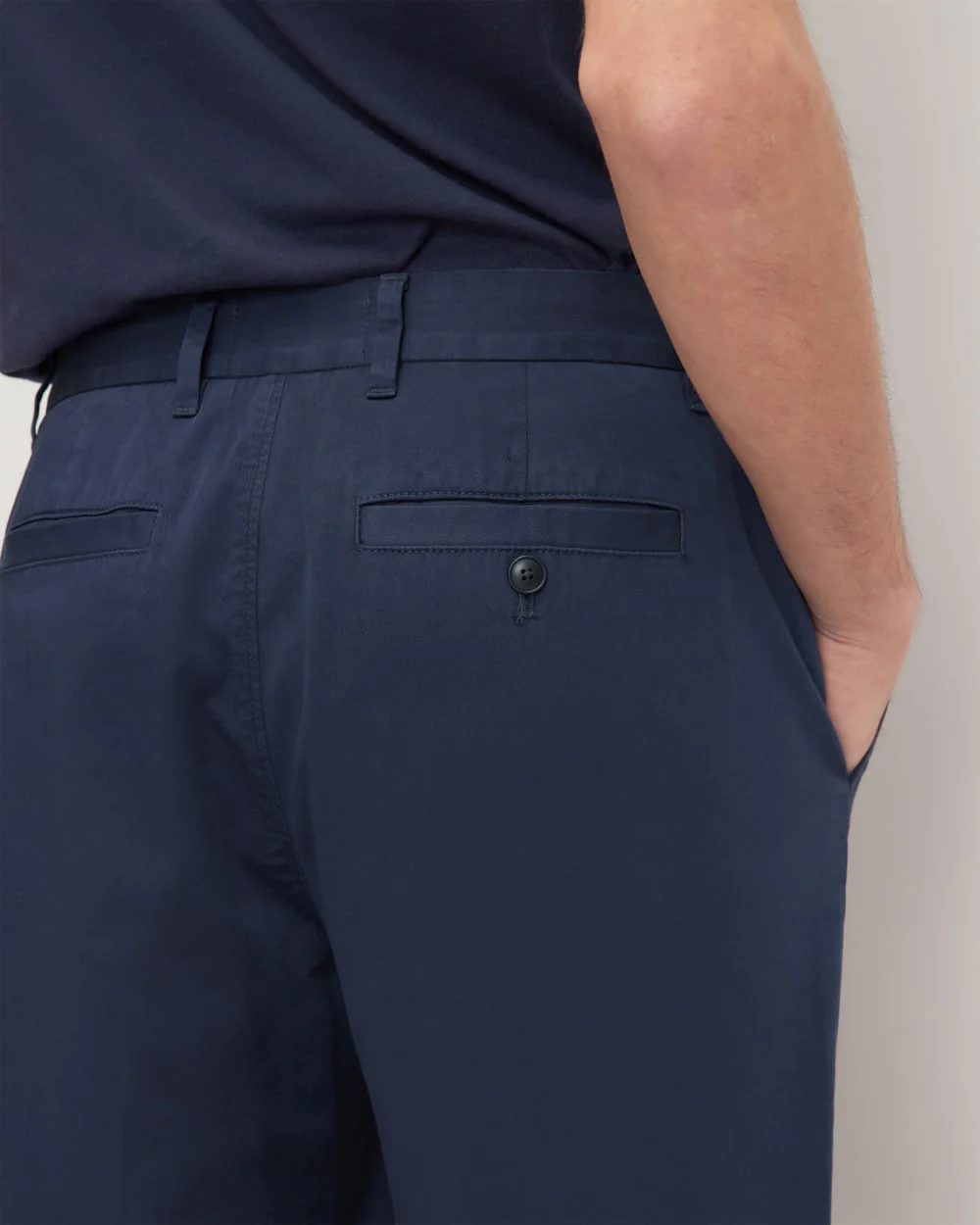 The Pleated Air Chino | Deep Navy - Image 6