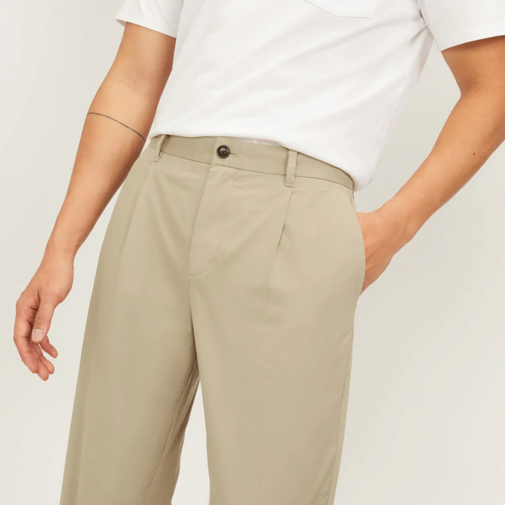 The Pleated Air Chino | Trench Coat Khaki - Image 4