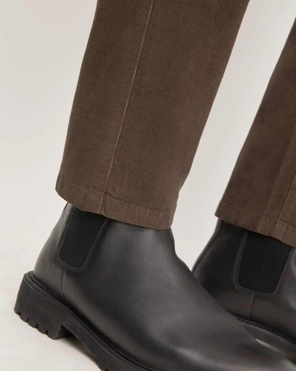 The Straight Fit Corduroy Pant | Cocoa - Image 5