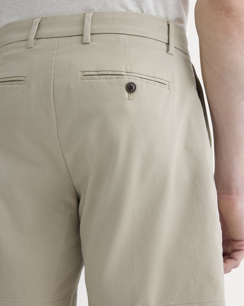 The Transit Chino Short | Trench Coat Khaki - Image 4