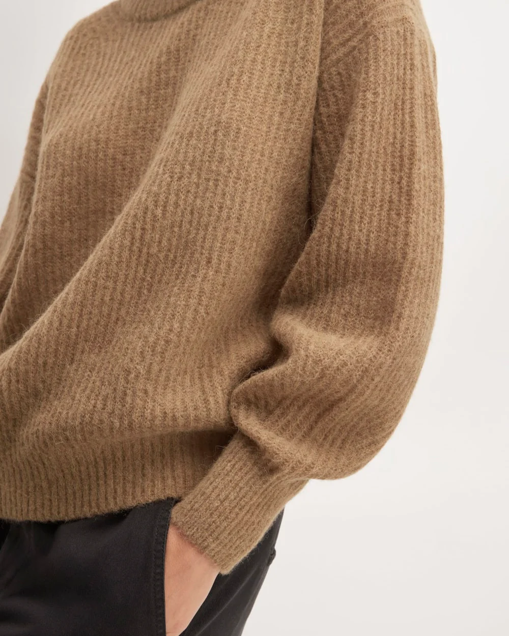 The Cocoon Crew in Alpaca | Tiger's Eye - Image 5