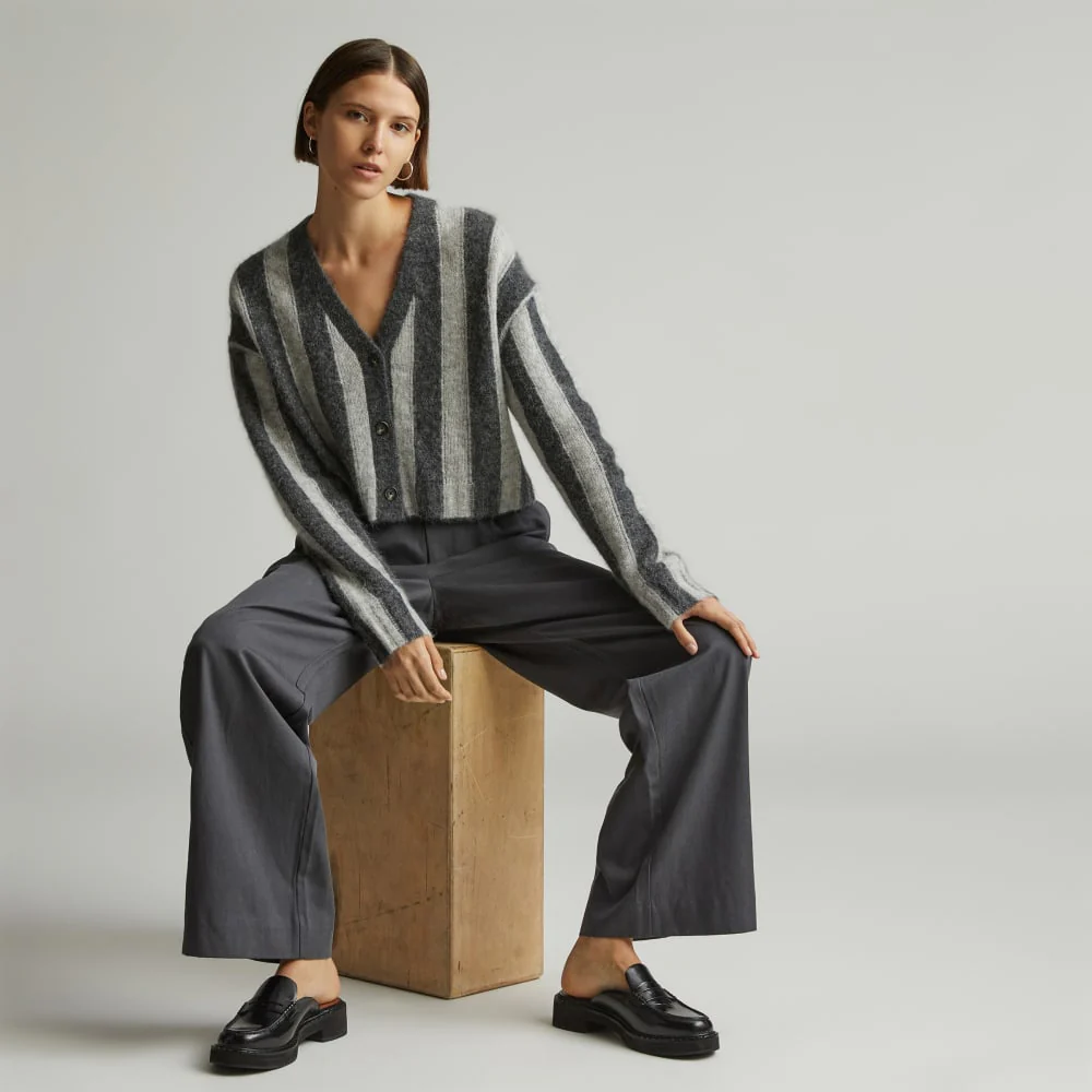 The Alpaca V-Neck Cropped Cardigan | Light Heather Grey / Dark Charcoal - Image 5