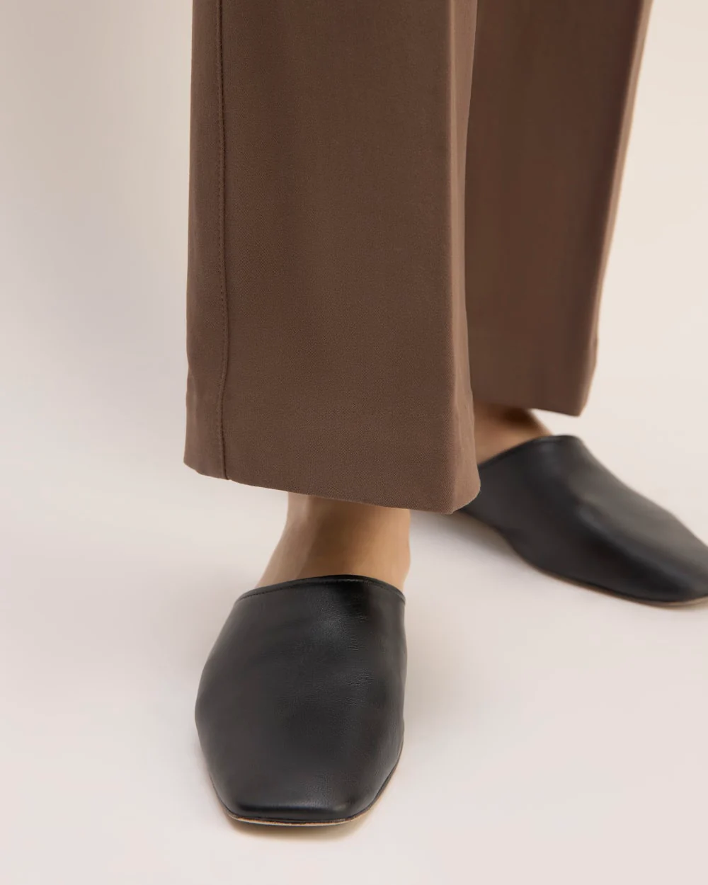 The Bi-Stretch Flare Pant | Cocoa - Image 4