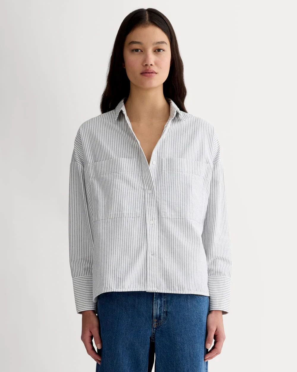 The Boxy Oxford | Black / White