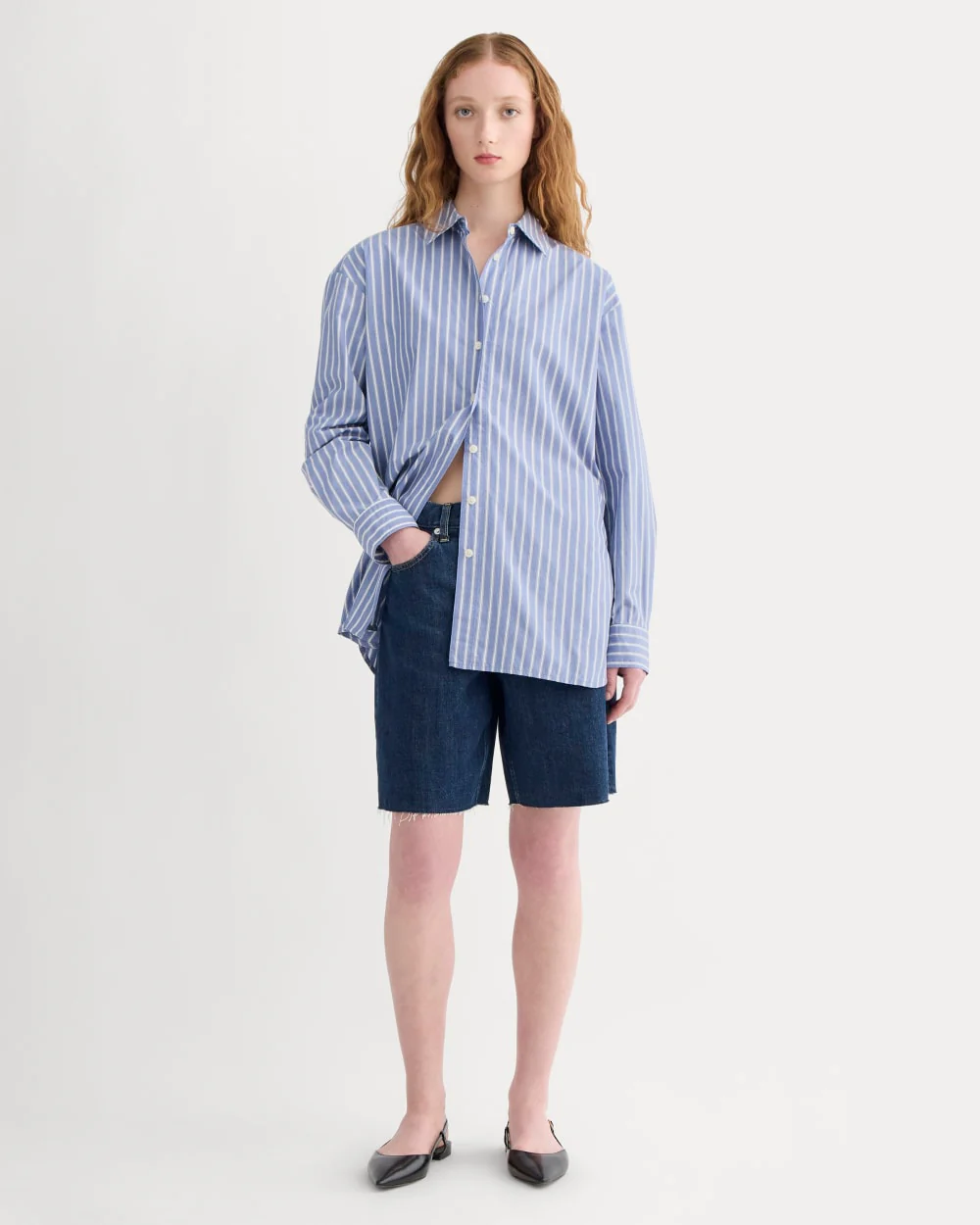 The Boyfriend Shirt in Ultrasoft Cotton | Dutch Blue / Bone - Image 3