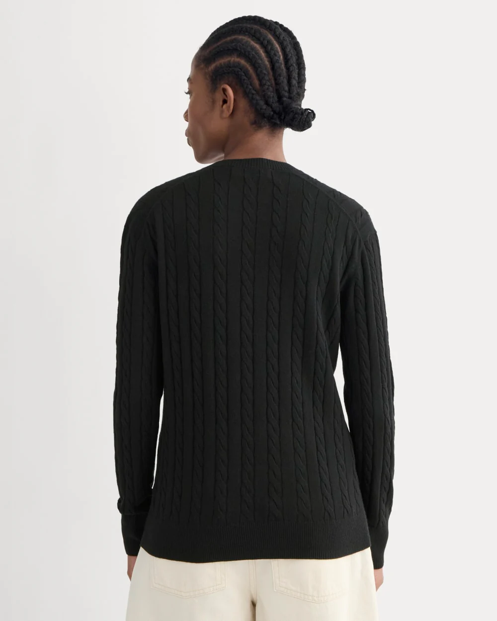 The Cable V-Neck in Cotton Cashmere | Black - Image 5