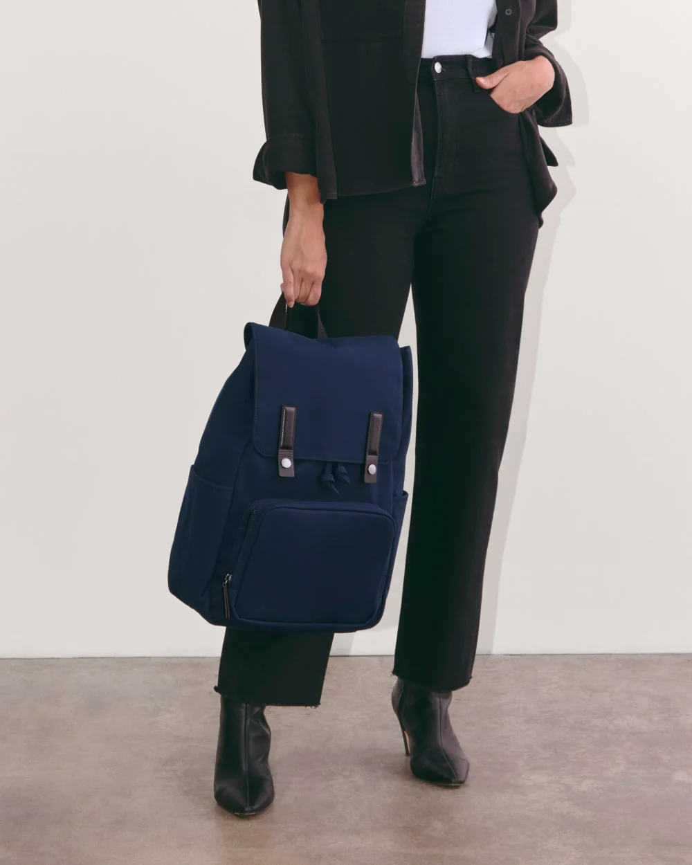The Canvas Backpack | Navy - Image 7