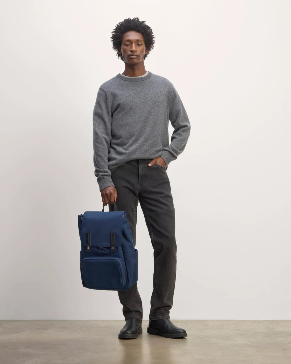 The Canvas Backpack | Navy - Image 9