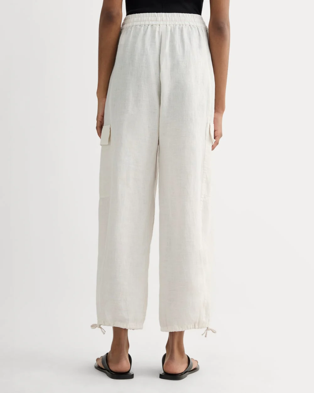 The Cargo Curve Pant in Linen | Natural Chambray - Image 5