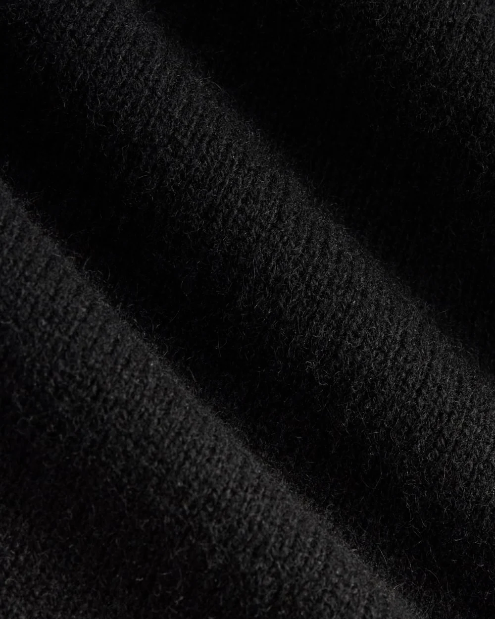 The Boxy Crew in Cashmere | Black - Image 9