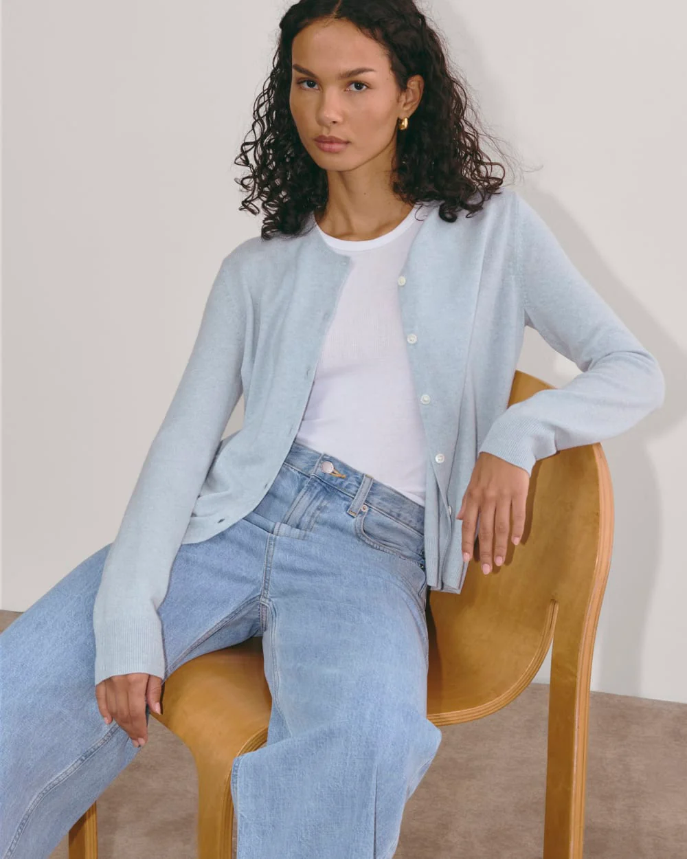 The Classic Cardigan in Cashmere | Sky Blue - Image 4