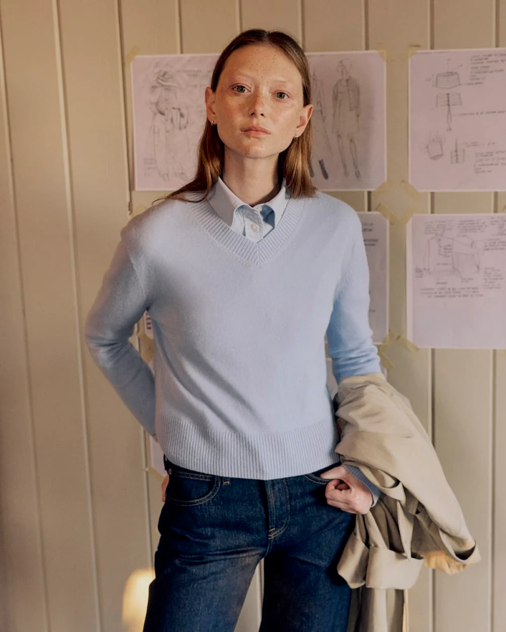 Cashmere Cropped High-V Sweater | Open Air Blue - Image 7