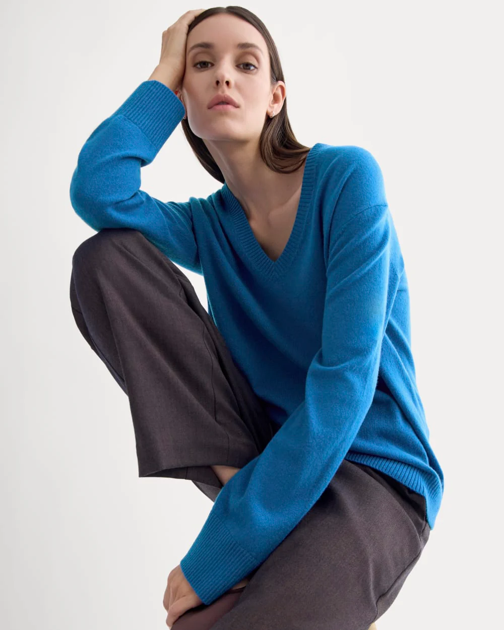 The Classic V in Cashmere | Classic Blue - Image 3