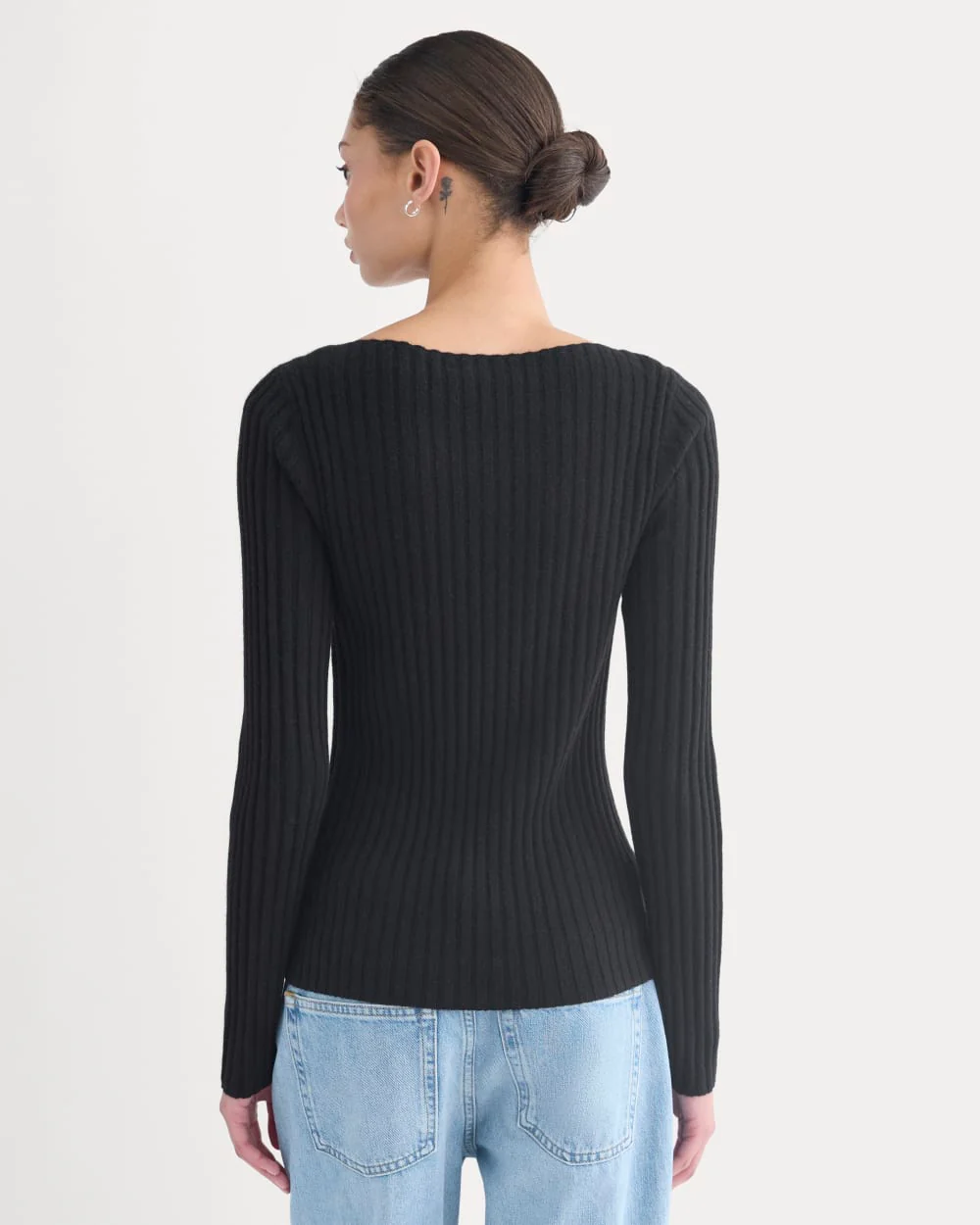 Cashmere Ribbed Boat-Neck Sweater | Black - Image 6
