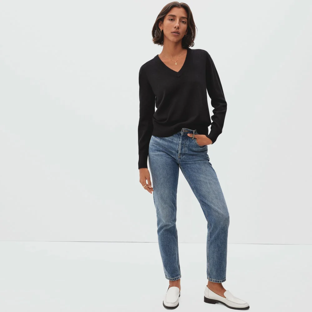 The Cashmere V-Neck | Black - Image 5