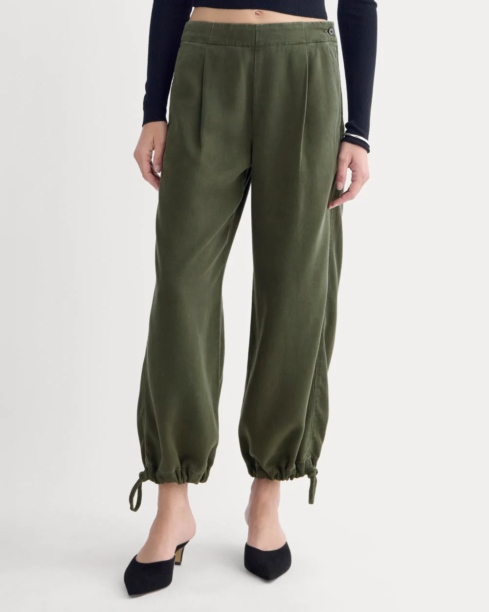 The Chino Jogger in Buttersoft | Dark Forest - Image 3