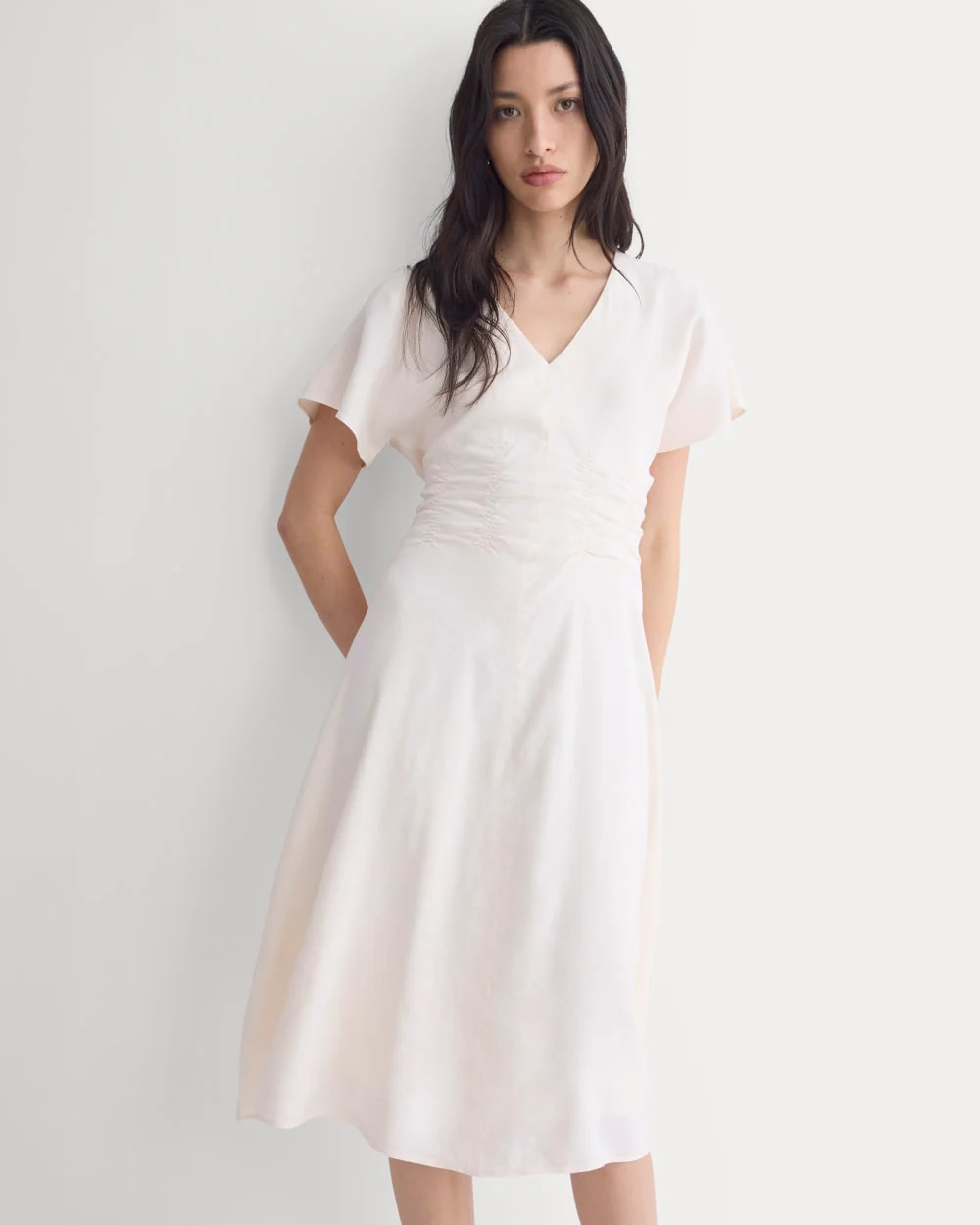 Cinched Dress in Stretch Linen | Bone - Image 4