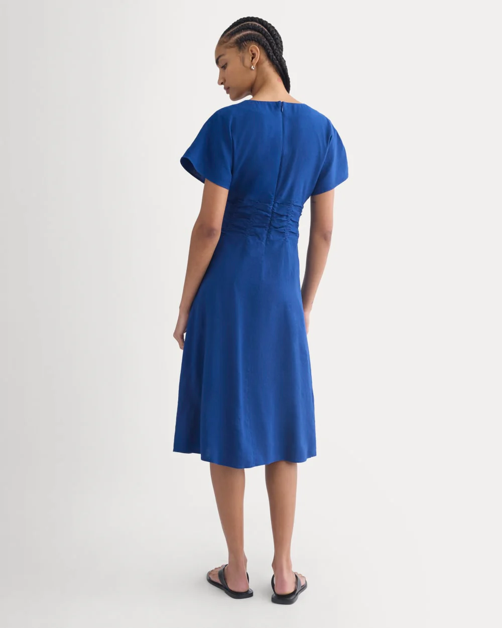 Cinched Dress in Stretch Linen | Estate Blue - Image 6