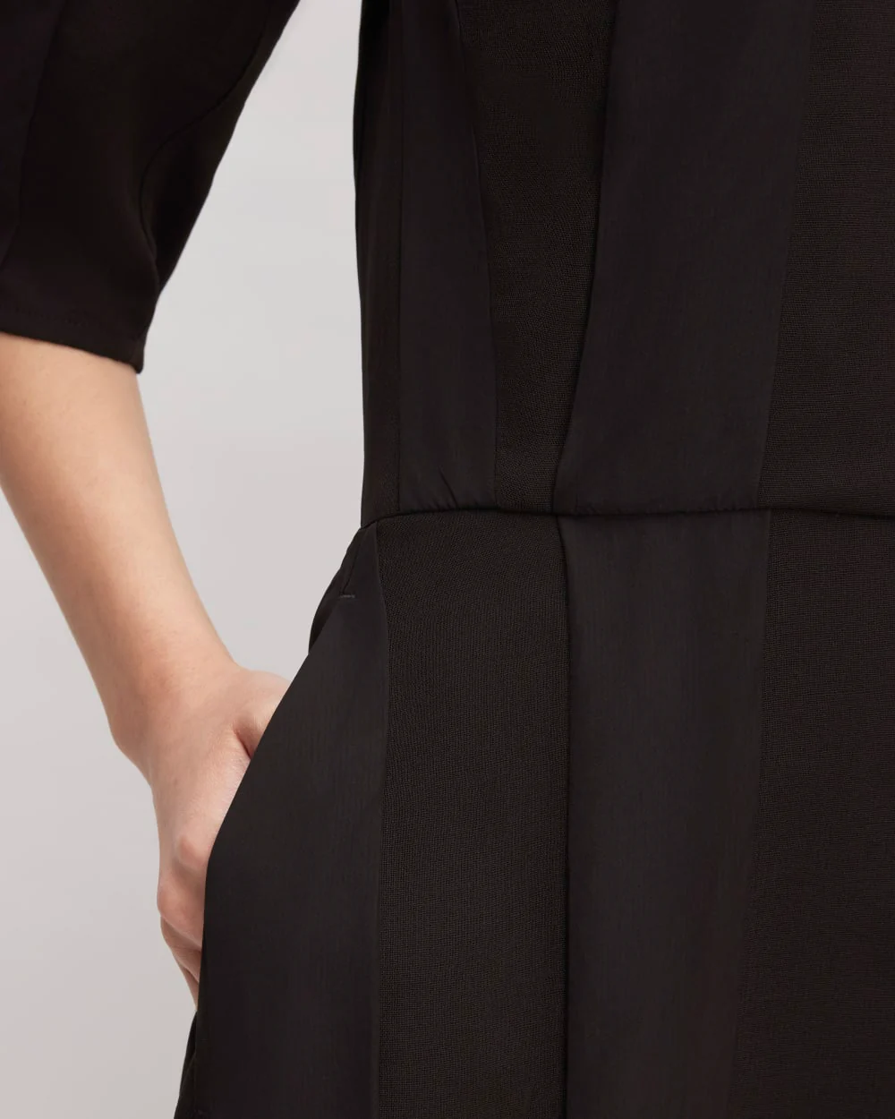 The City Stripe Ruched Dress | Black - Image 4