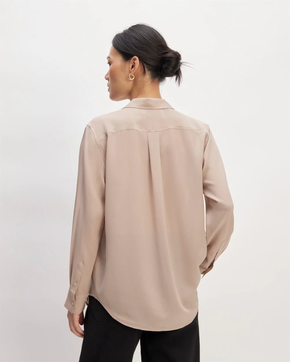 The Utility Shirt in Washable Silk | Burnt Sugar - Image 6