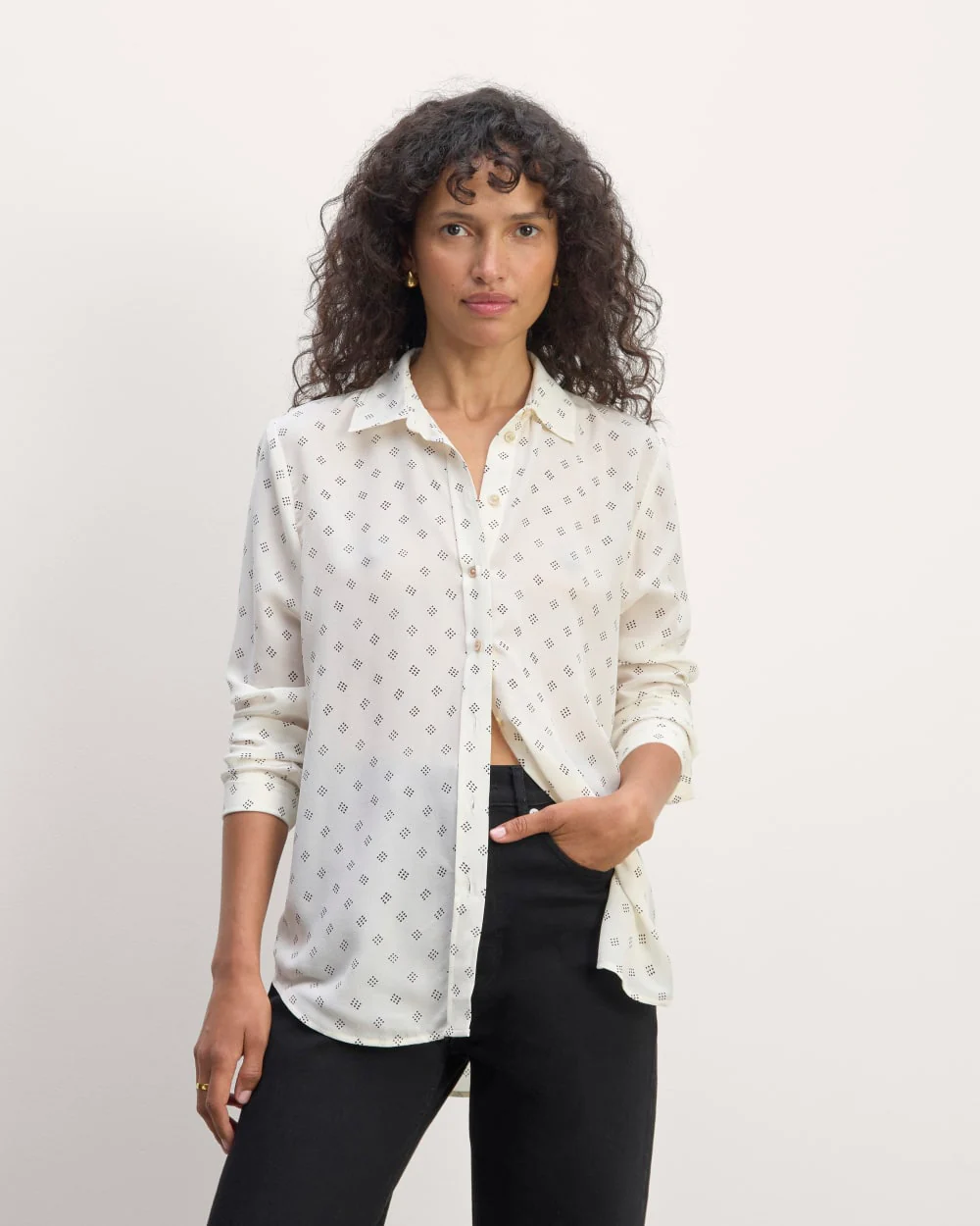 The Must-Have Shirt in Washable Silk | Bone / Black Square Dot