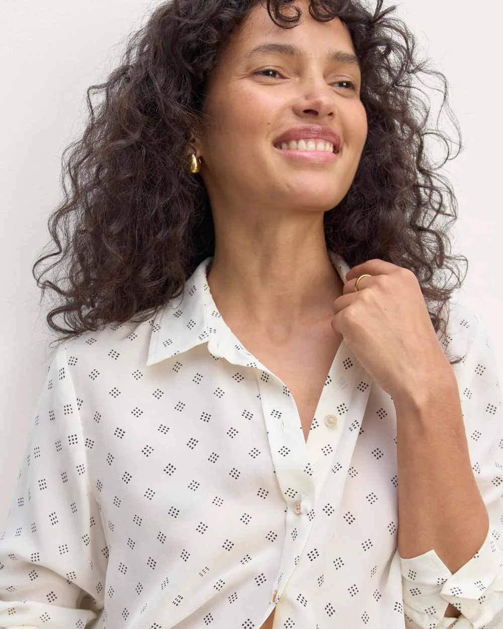 The Must-Have Shirt in Washable Silk | Bone / Black Square Dot - Image 2