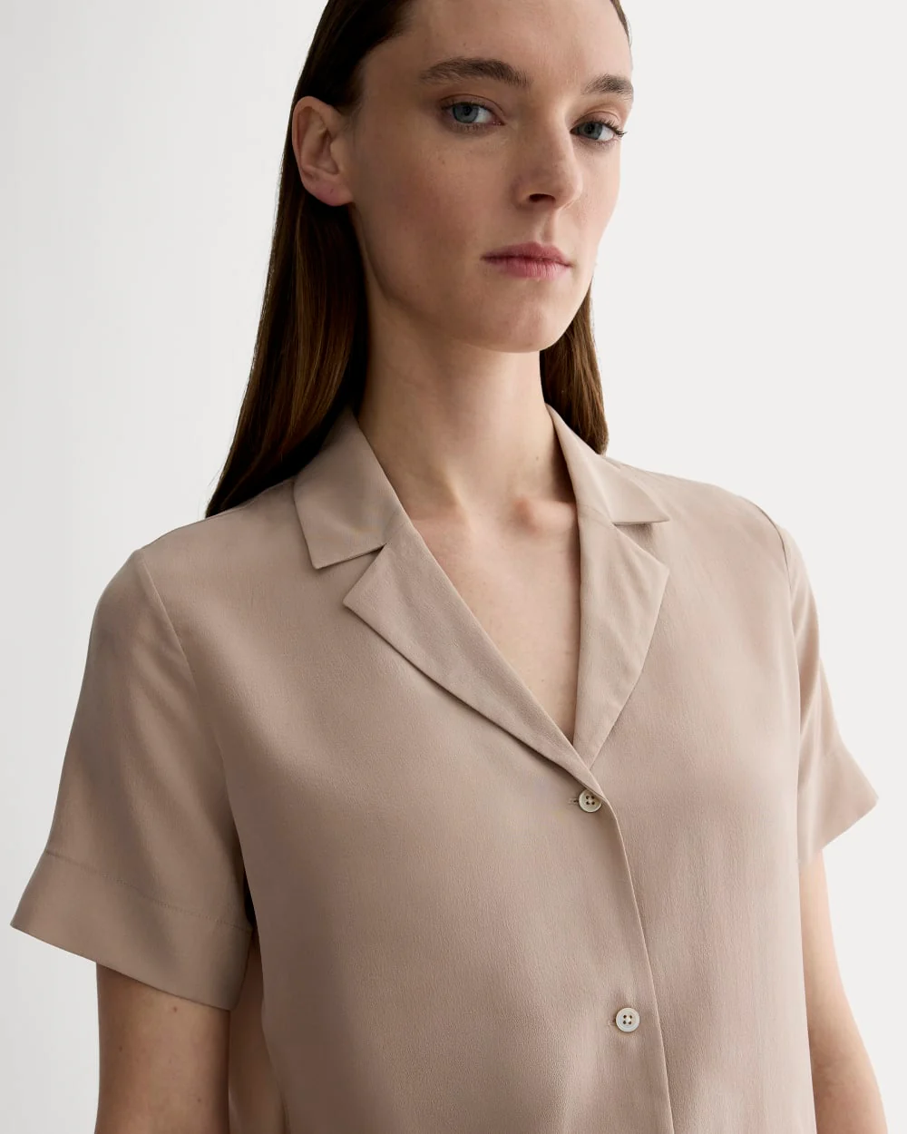 The Notch Shirt in Washable Silk | Burnt Sugar - Image 4