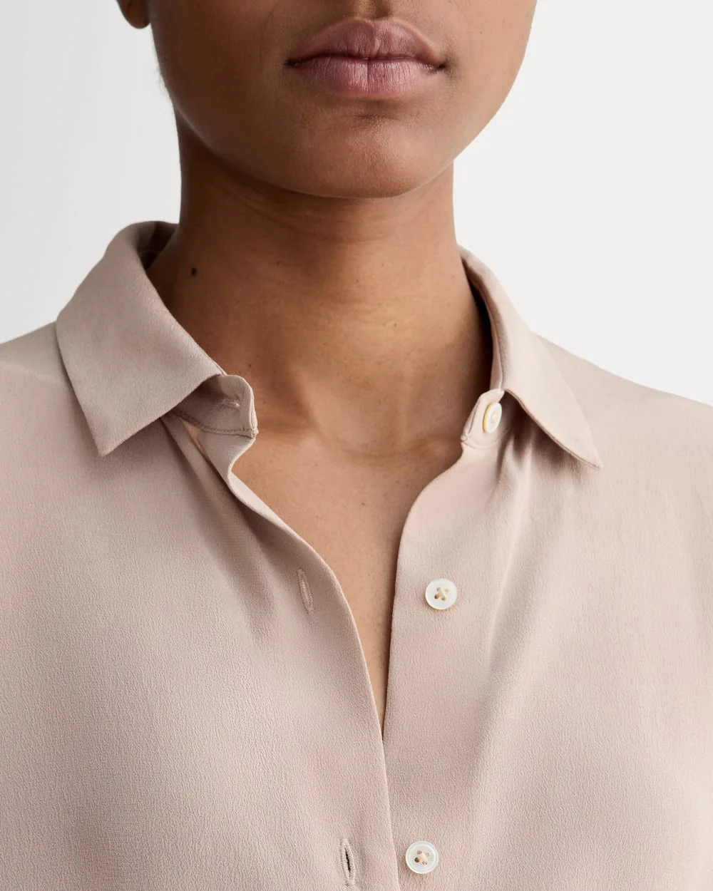 The Boxy Shirt in Washable Silk | Burnt Sugar - Image 4