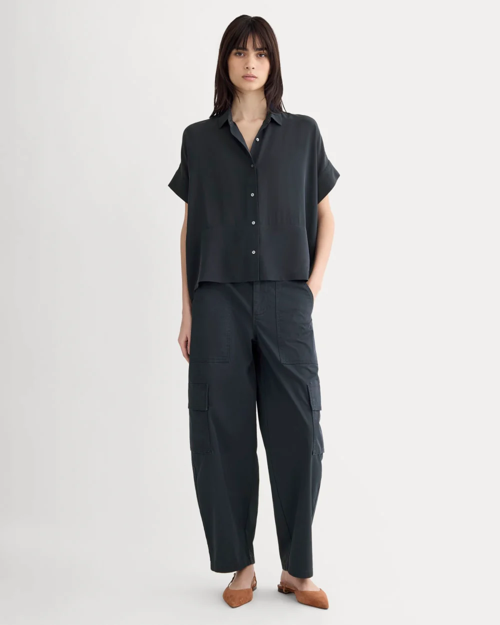 The Boxy Shirt in Washable Silk | Navy - Image 3