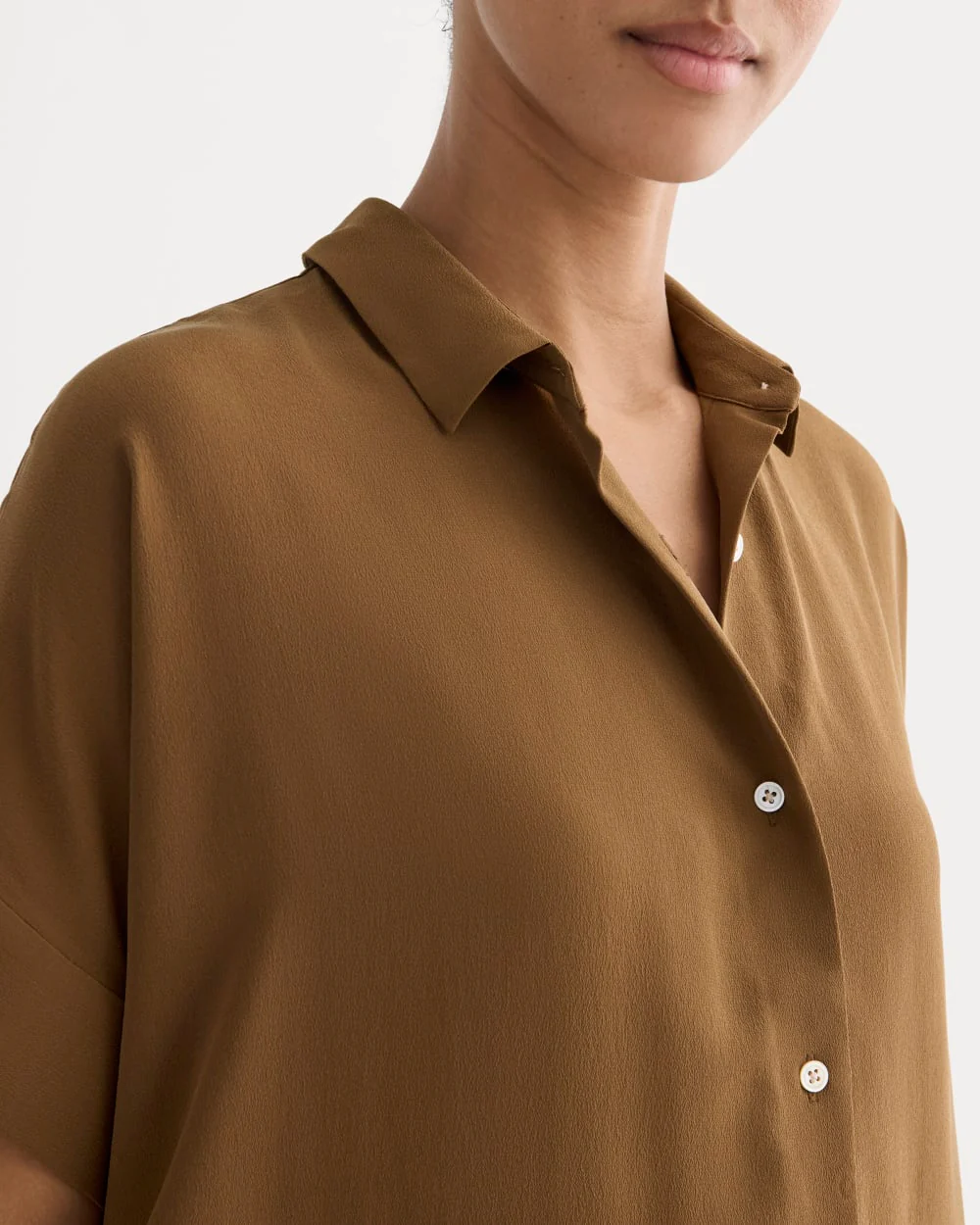 The Boxy Shirt in Washable Silk | Toffee - Image 4