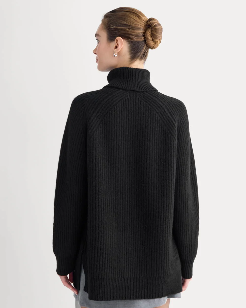 Cocoon Turtleneck in Wool Cashmere | Black - Image 5
