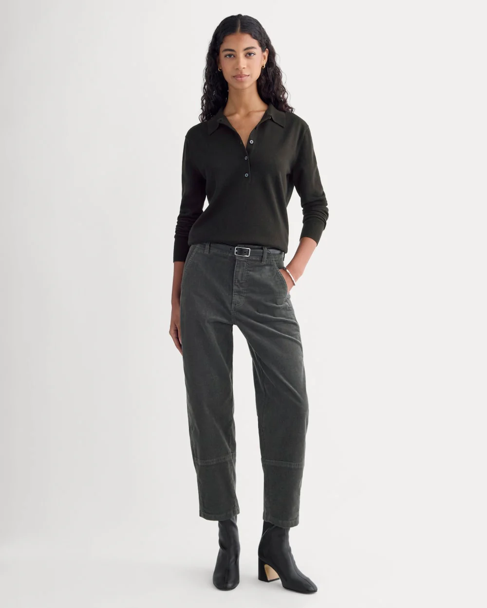 The Utility Barrel in Corduroy | Graphite