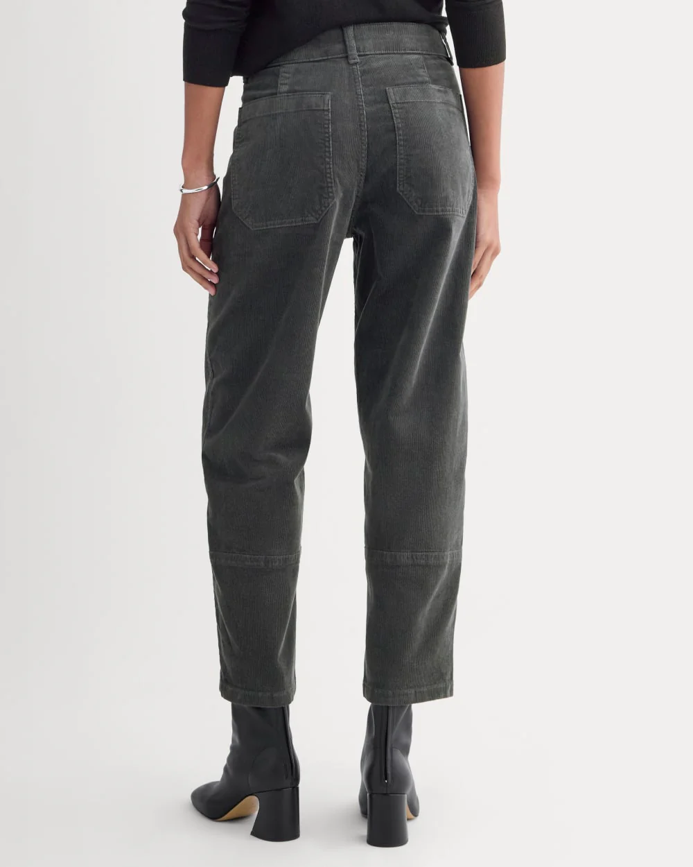 The Utility Barrel in Corduroy | Graphite - Image 5
