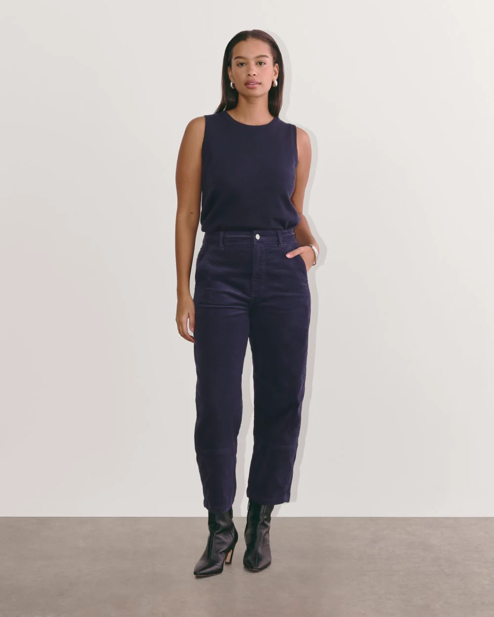 The Utility Barrel in Corduroy | Navy