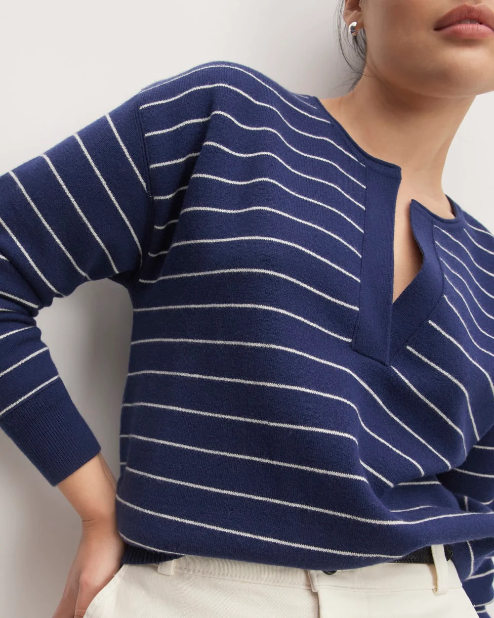 The Cotton-Merino Vintage Henley | Bright Navy / Canvas - Image 4