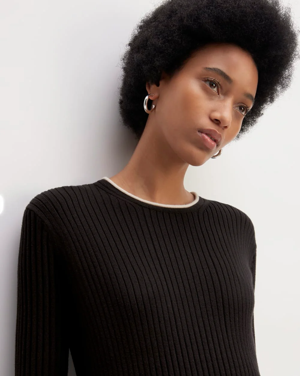 The Cotton Wide Rib Midi Dress | Black - Image 4