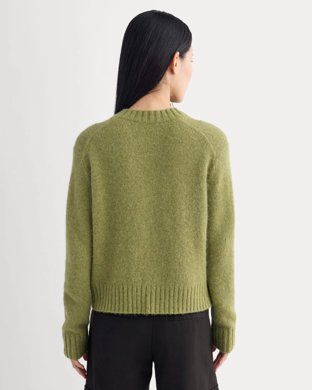 The Crew Cardigan in Alpaca | Moss - Image 5