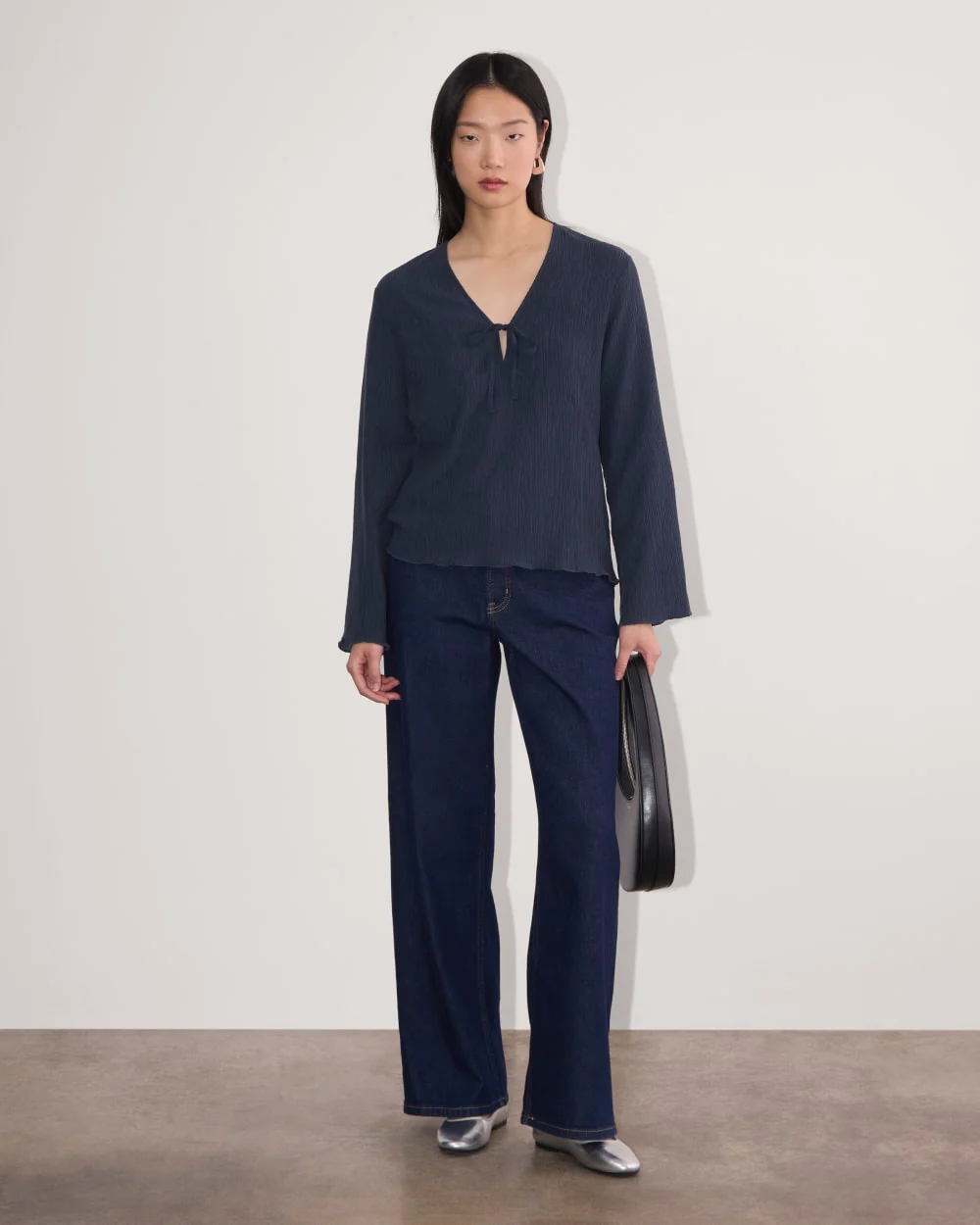 The Crinkle Long-Sleeve | Navy - Image 4